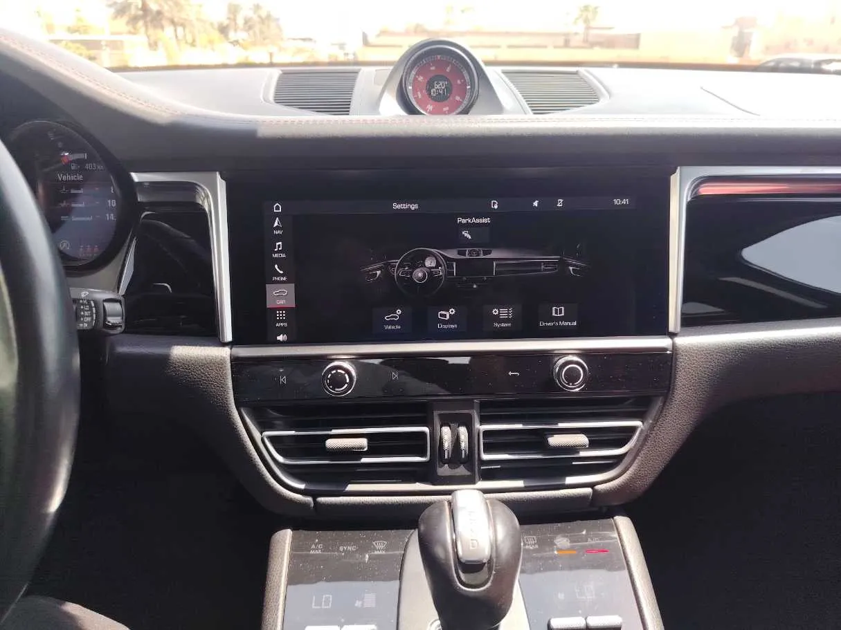 Car image 22