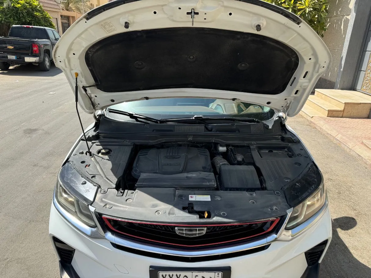 Car image 26