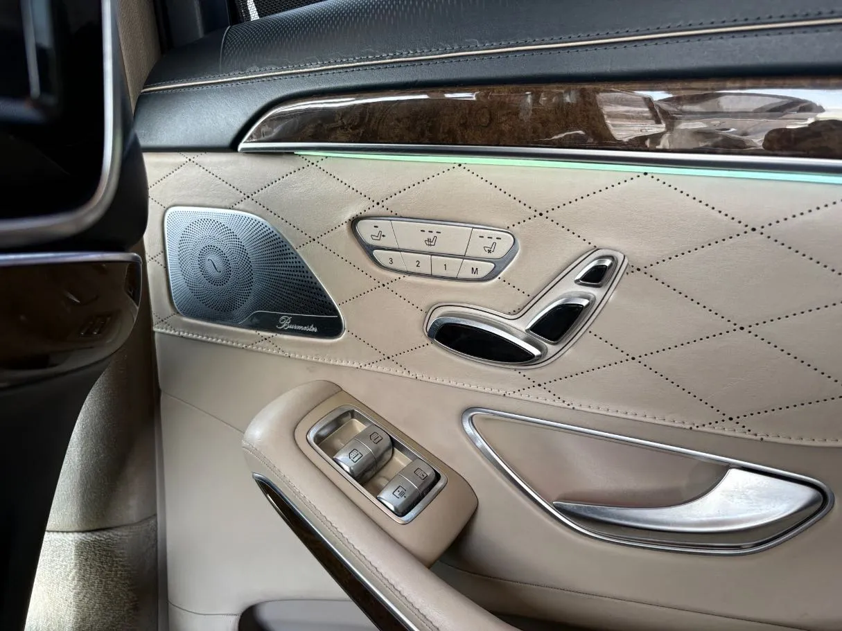 Car image 28