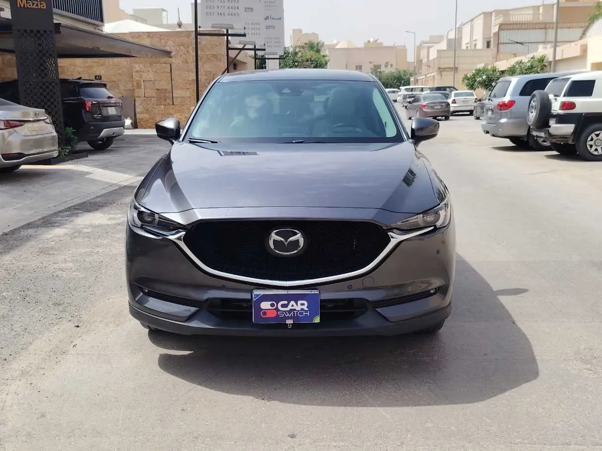 Car image 2
