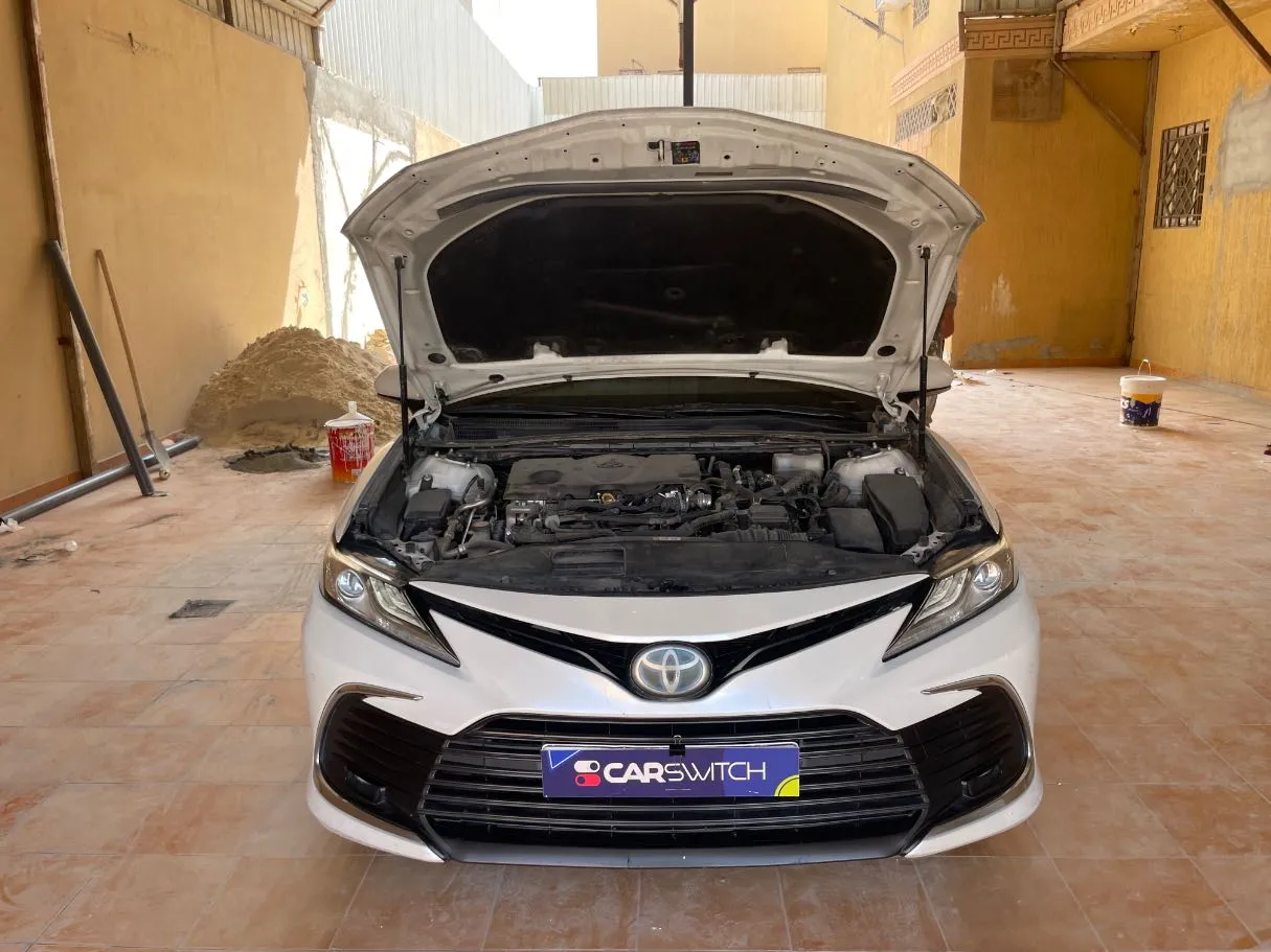 Car image 23