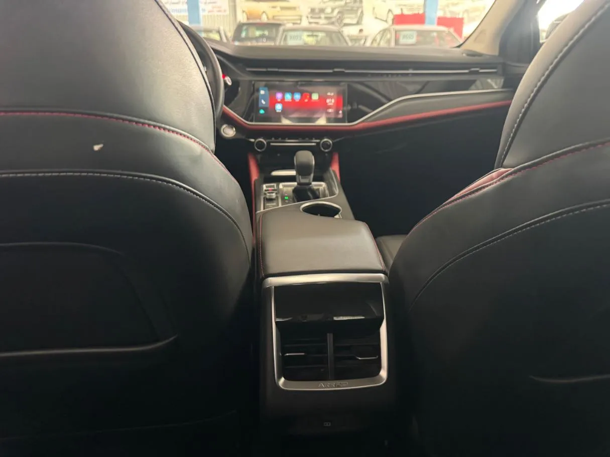 Car image 20
