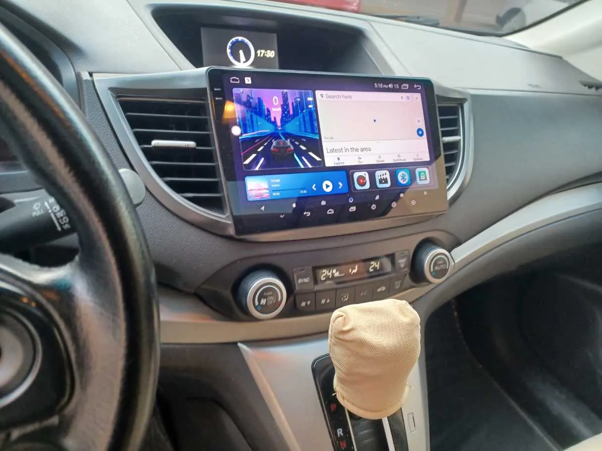 Car image 16