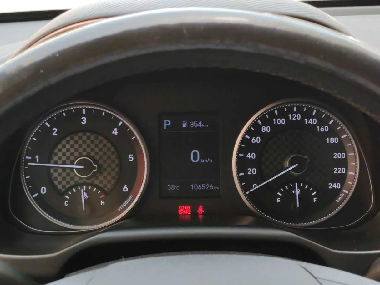 Car image 23