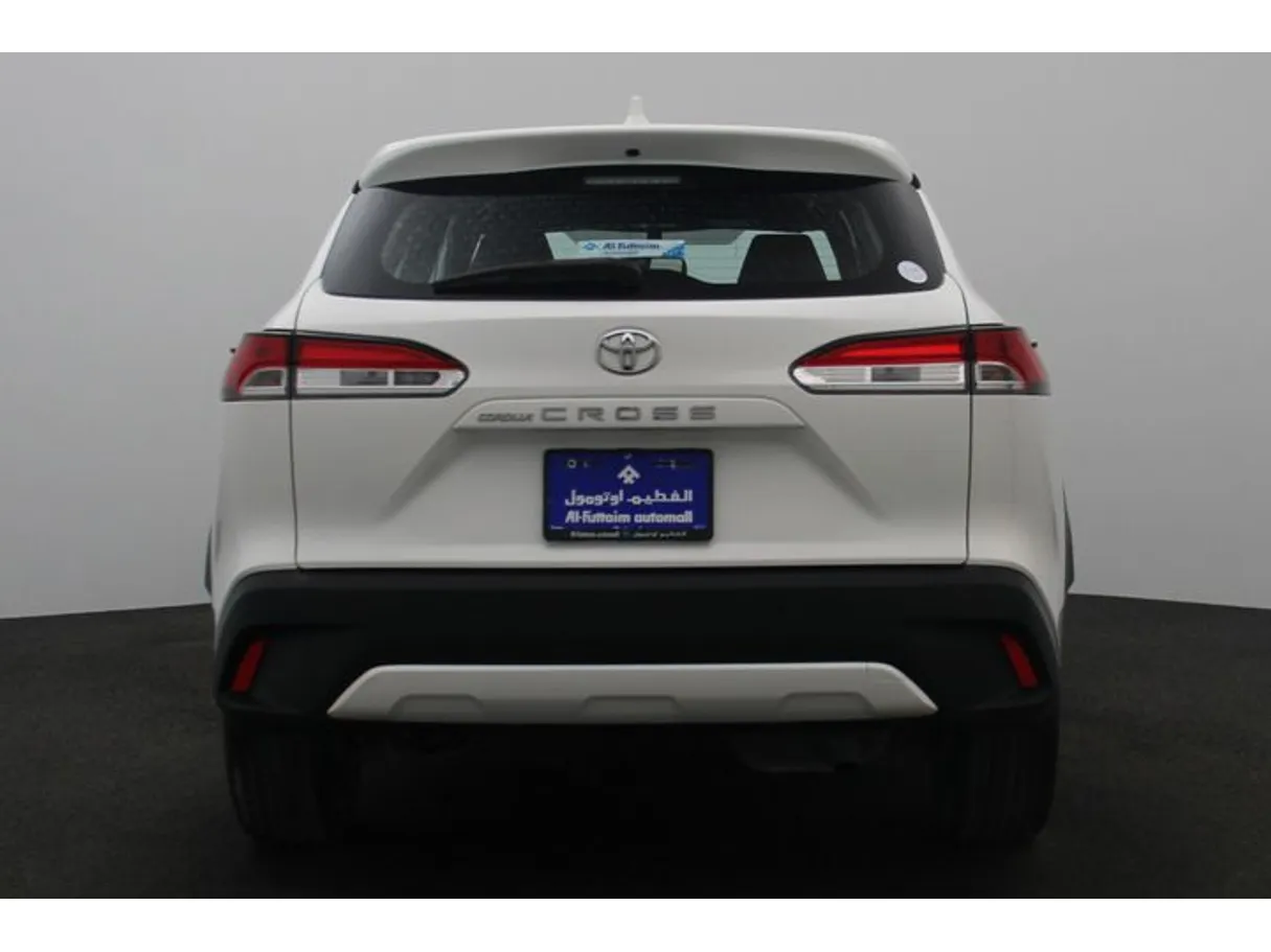 Car image 12