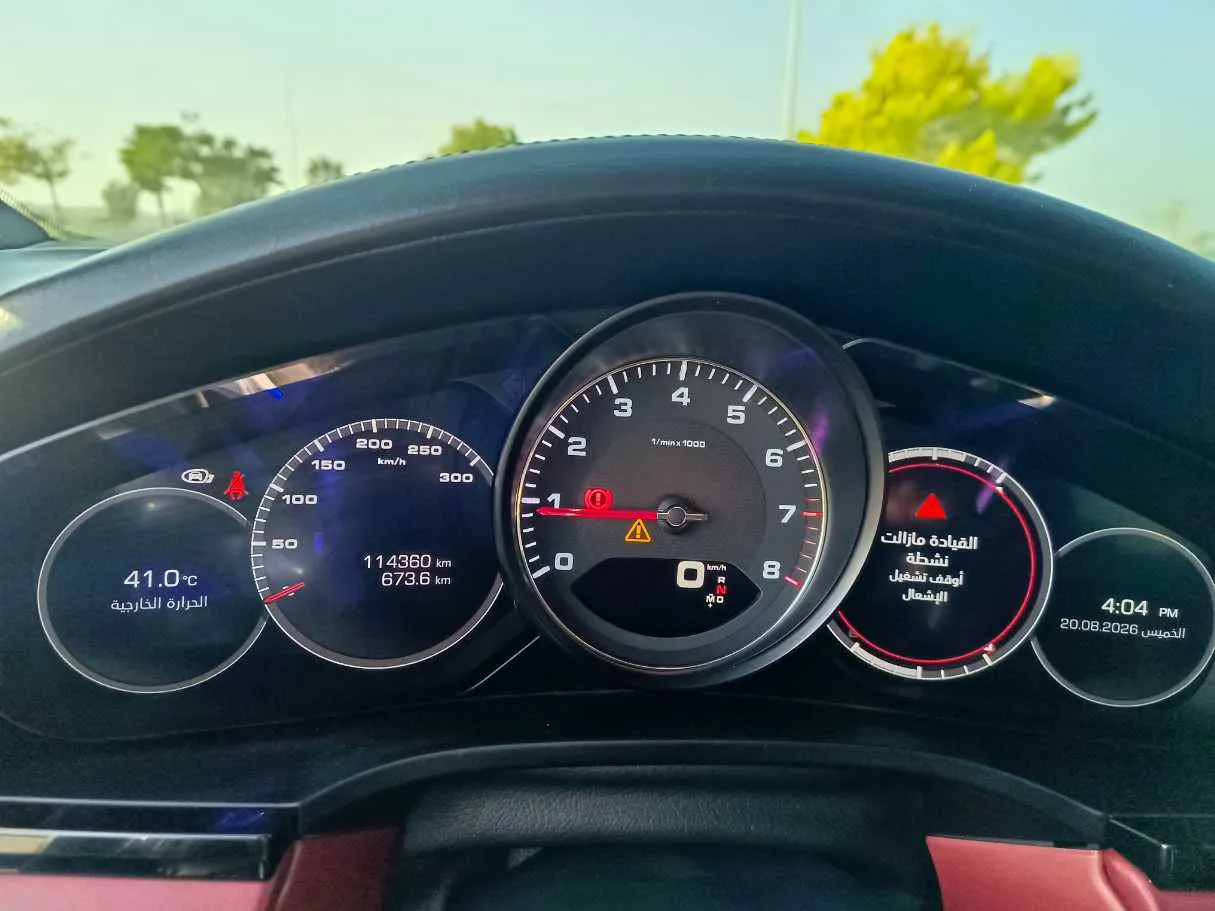 Car image 29