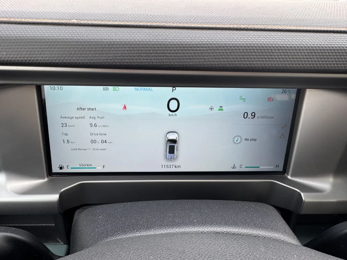 Car image 17