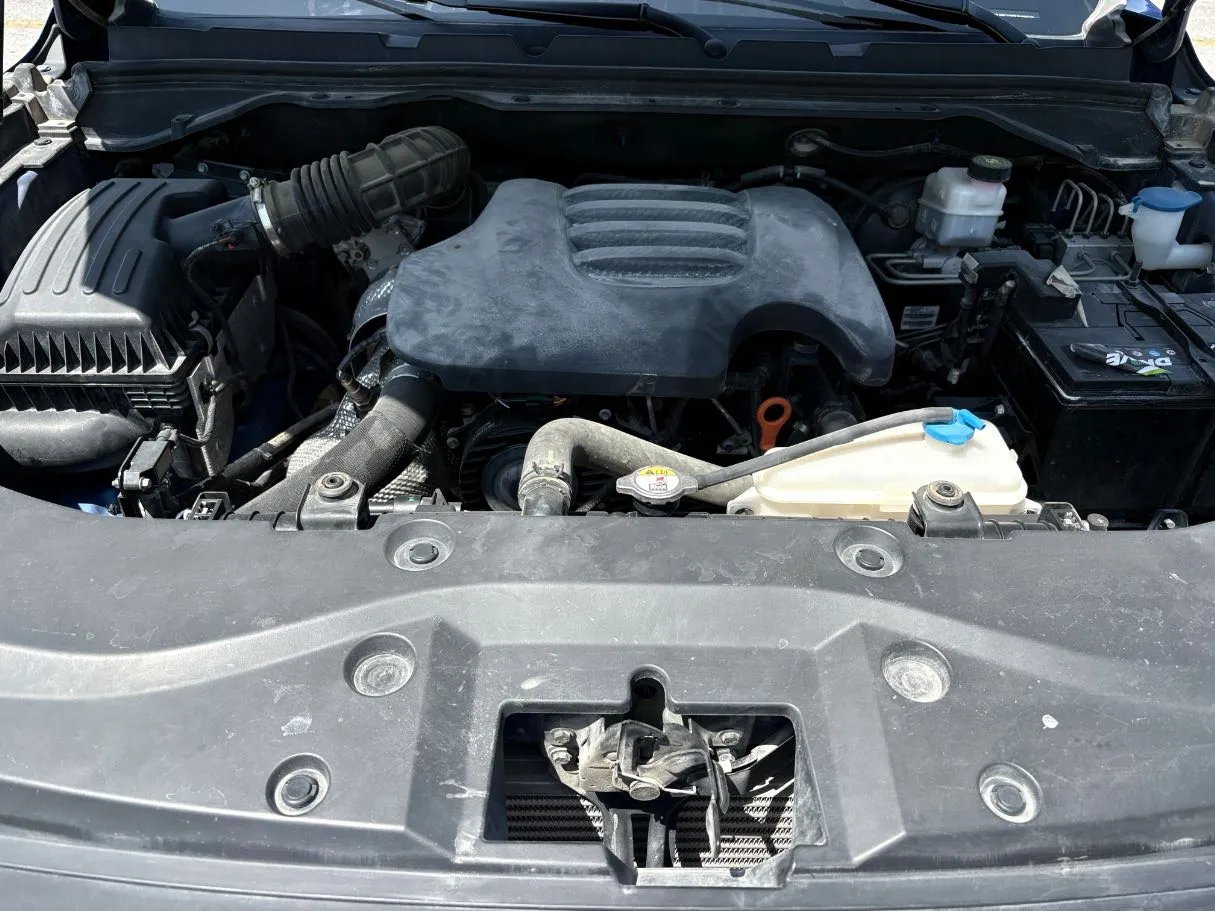 Car image 27