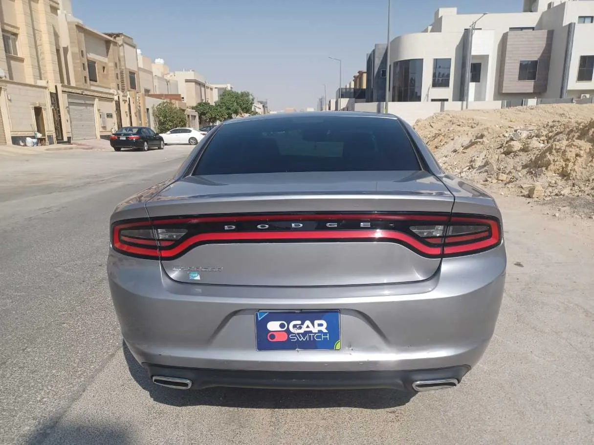 Car image 6
