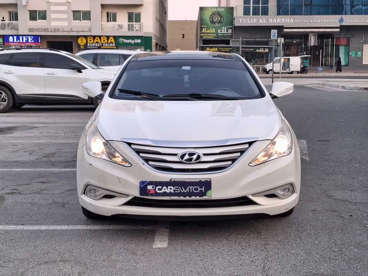Car image 2