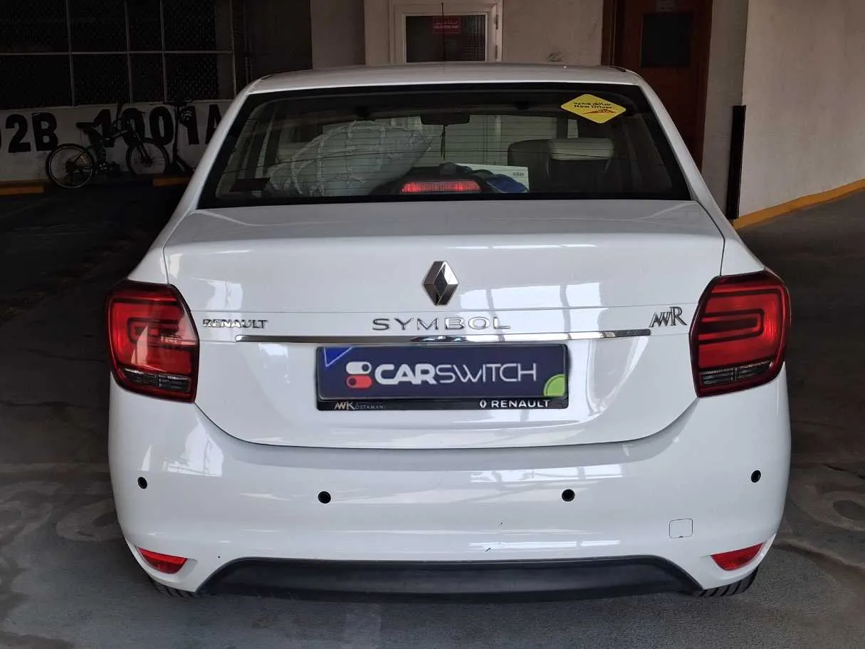 Car image 6