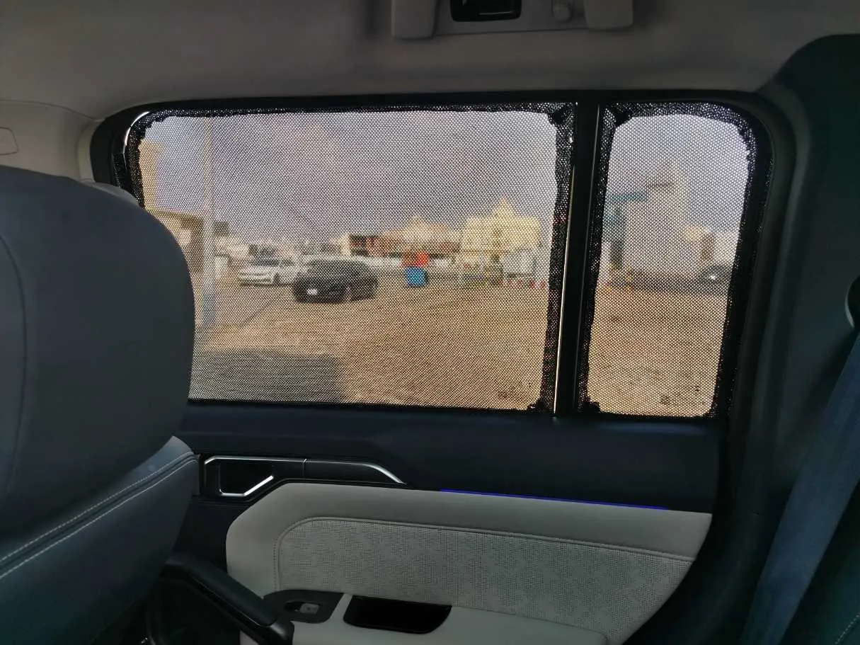 Car image 37