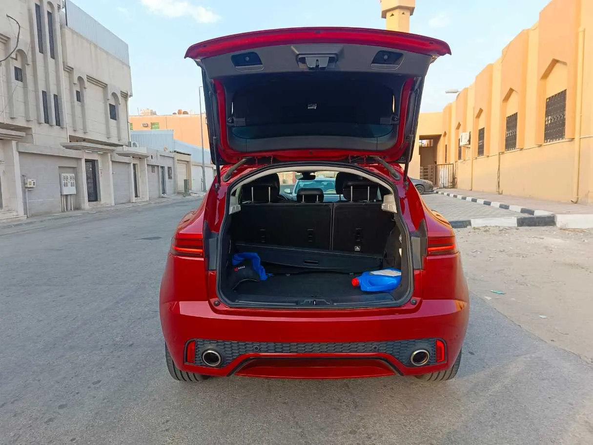 Car image 29