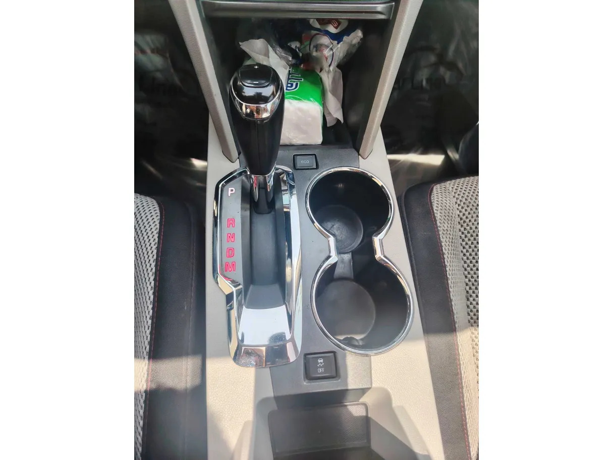 Car image 20