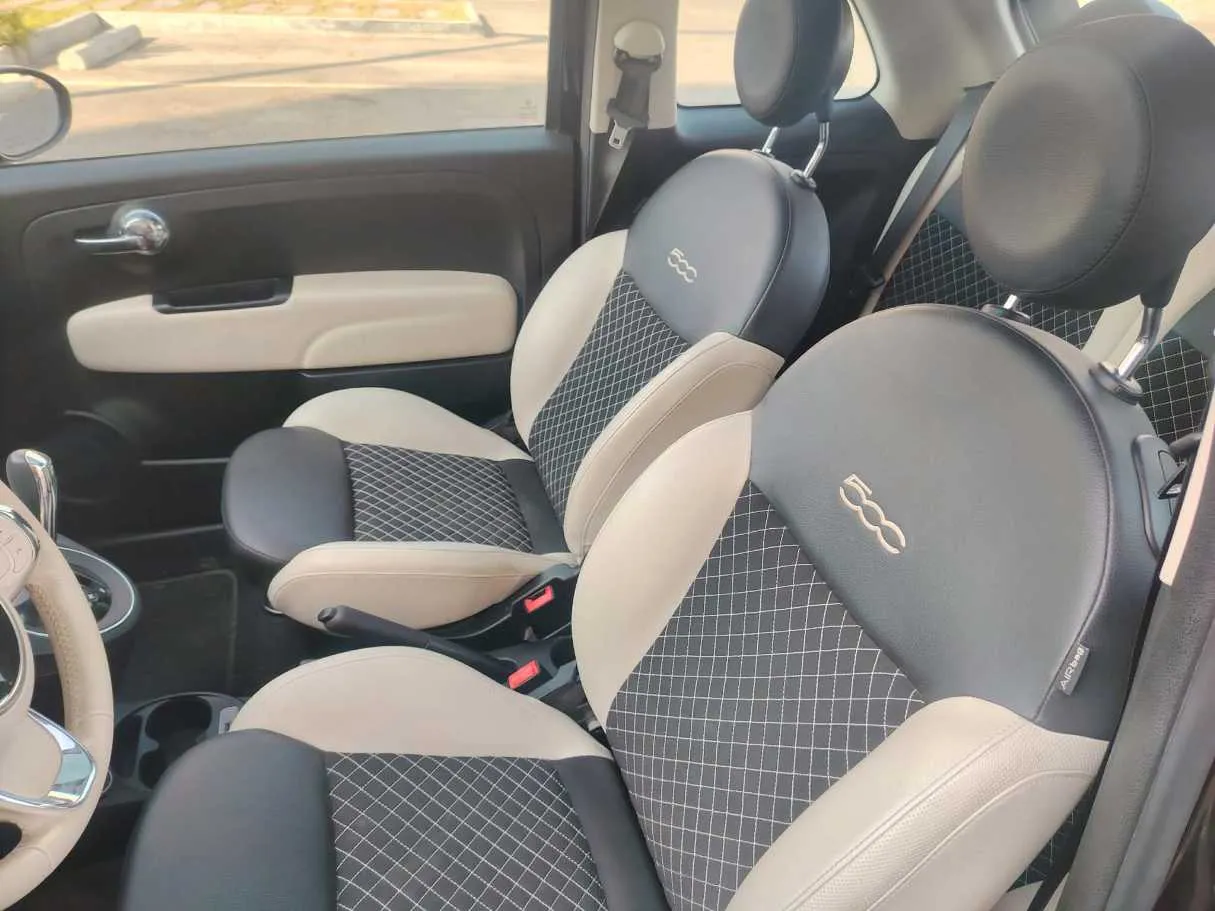 Car image 16