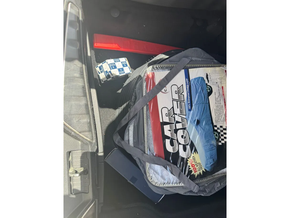 Car image 21