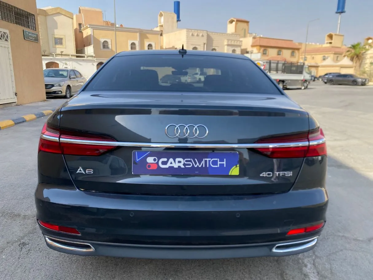 Car image 6