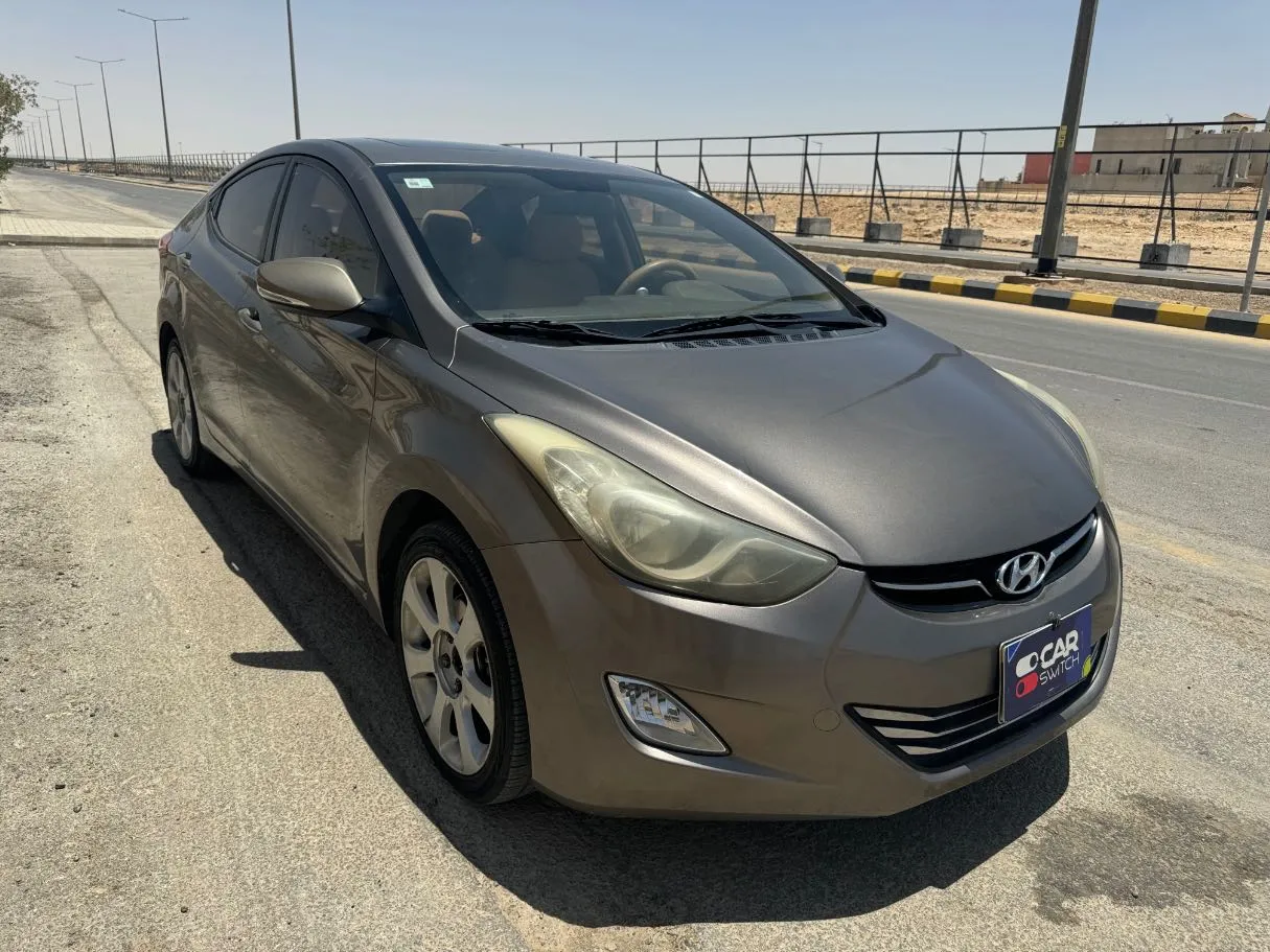 Car image 3