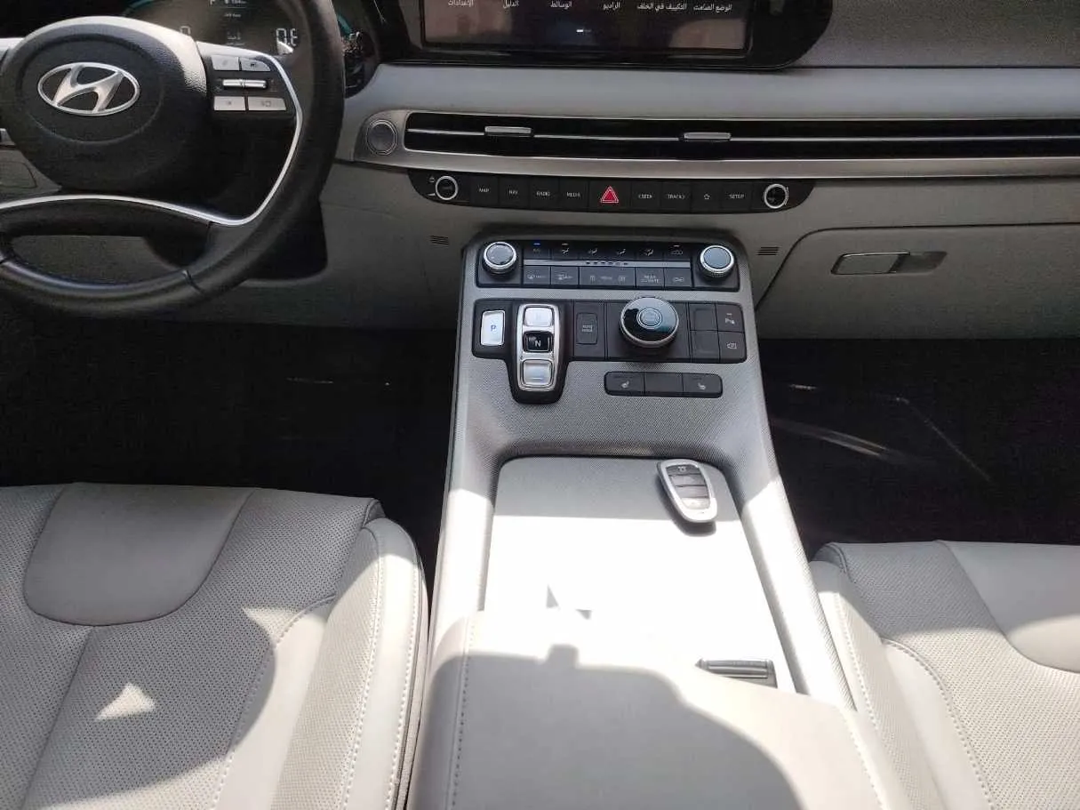 Car image 22