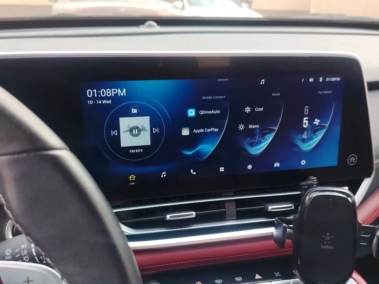 Car image 15