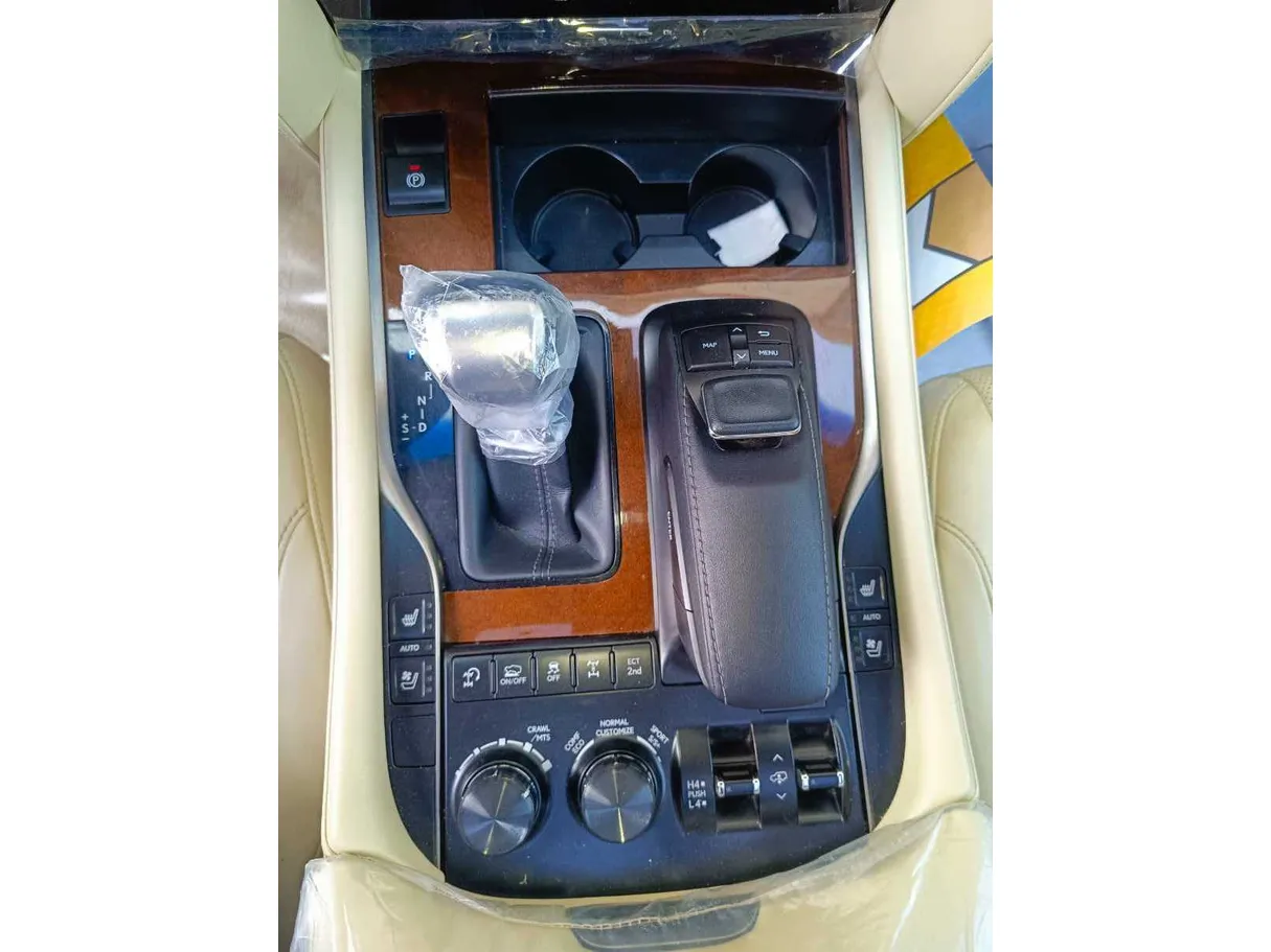 Car image 22