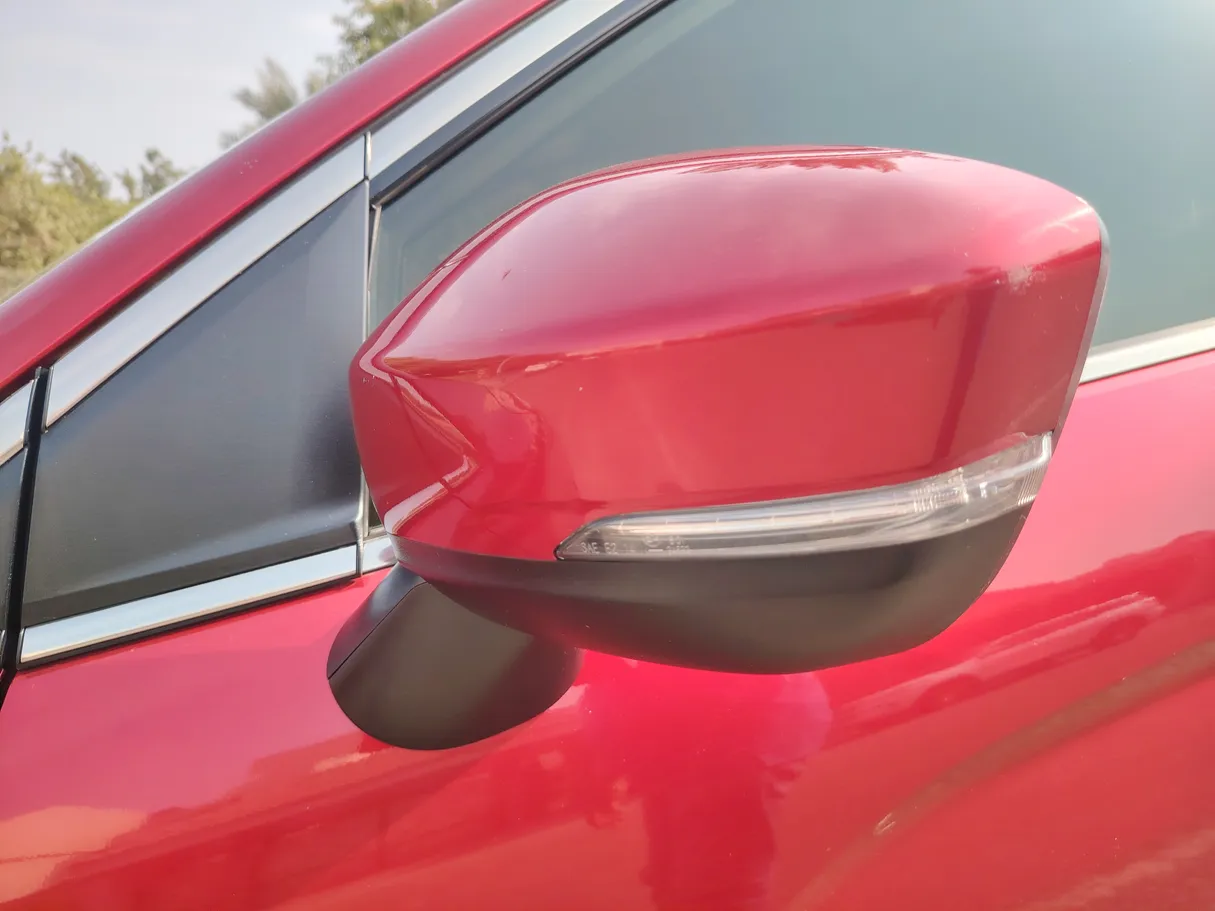 Car image 26