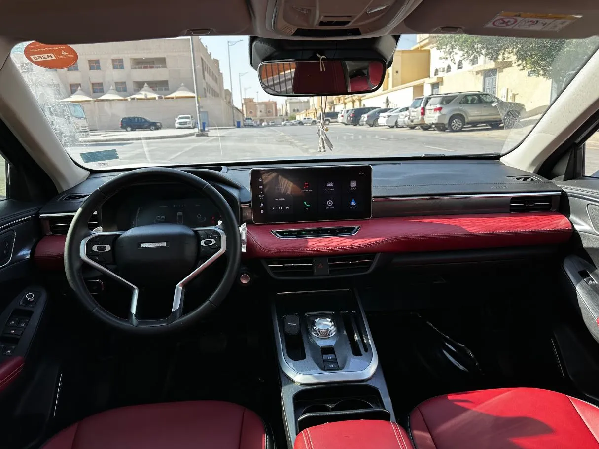 Car image 17