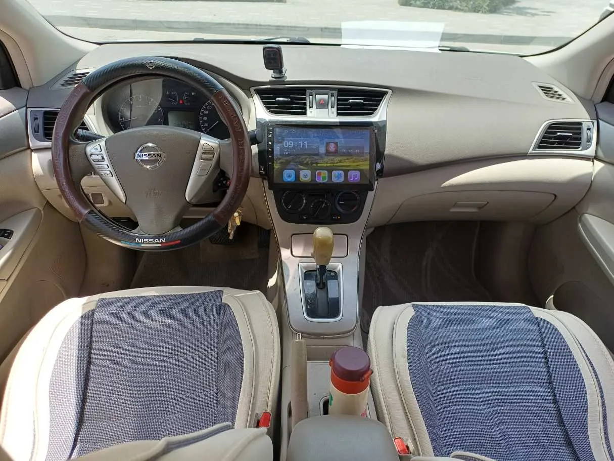 Car image 16