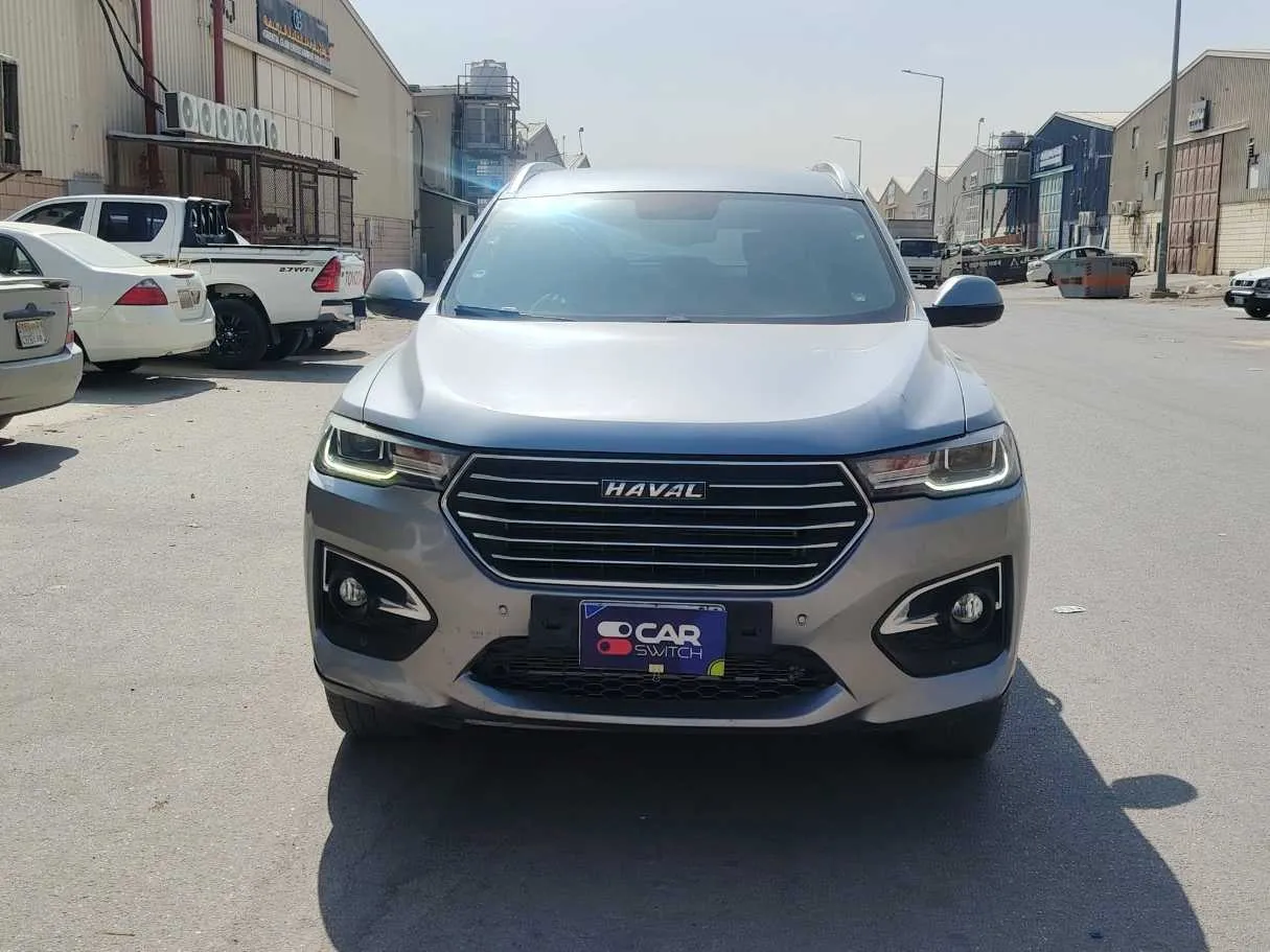 Car image 2