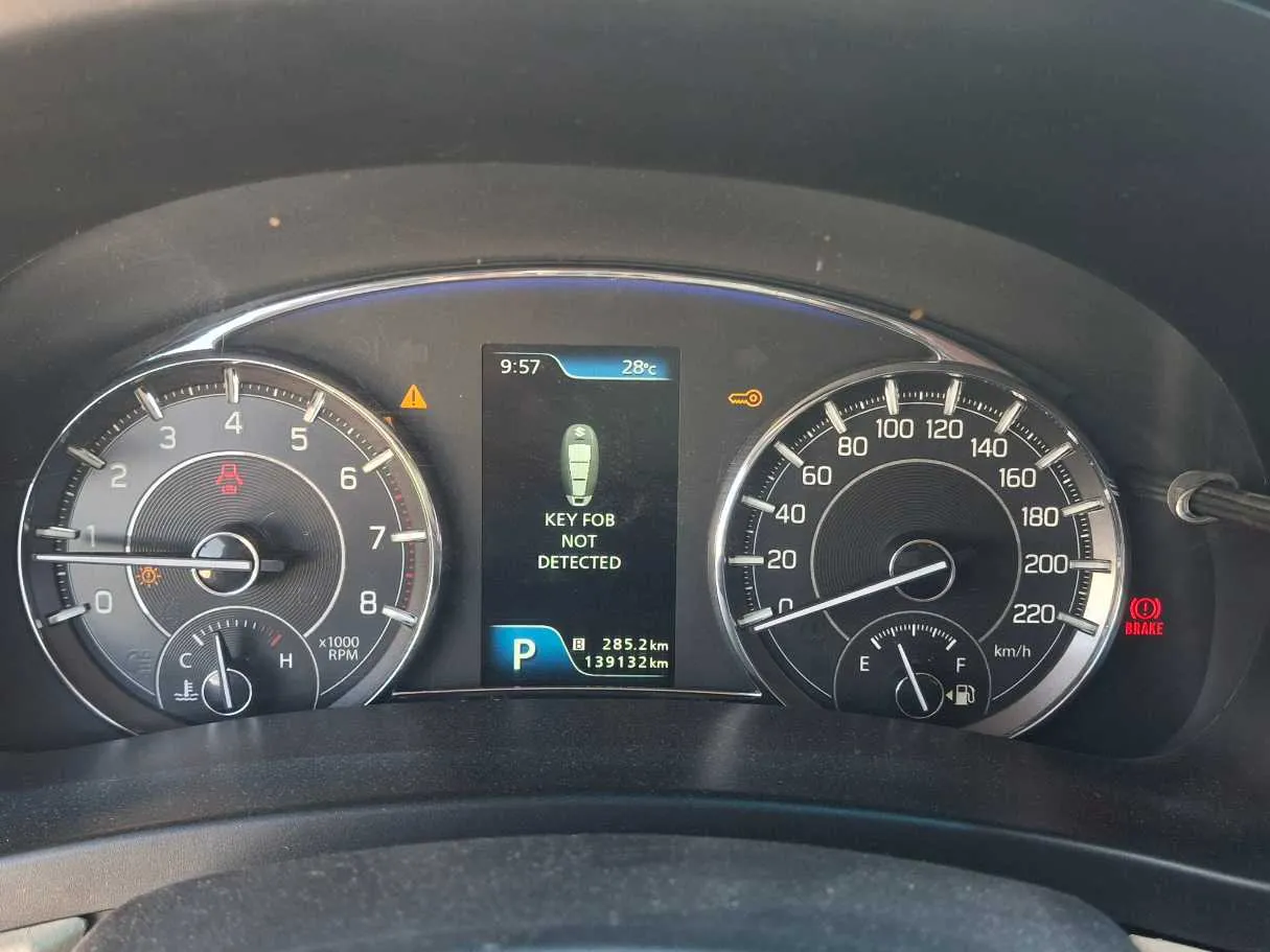 Car image 17