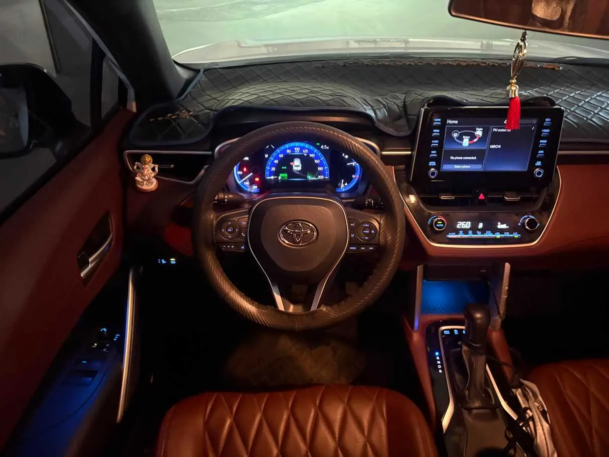 Car image 17