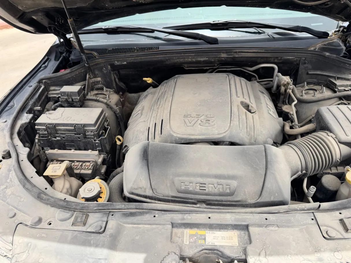 Car image 23