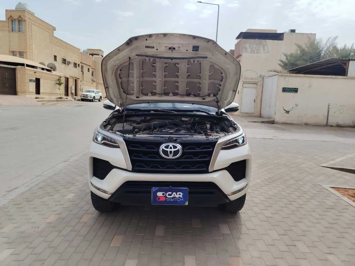 Car image 31