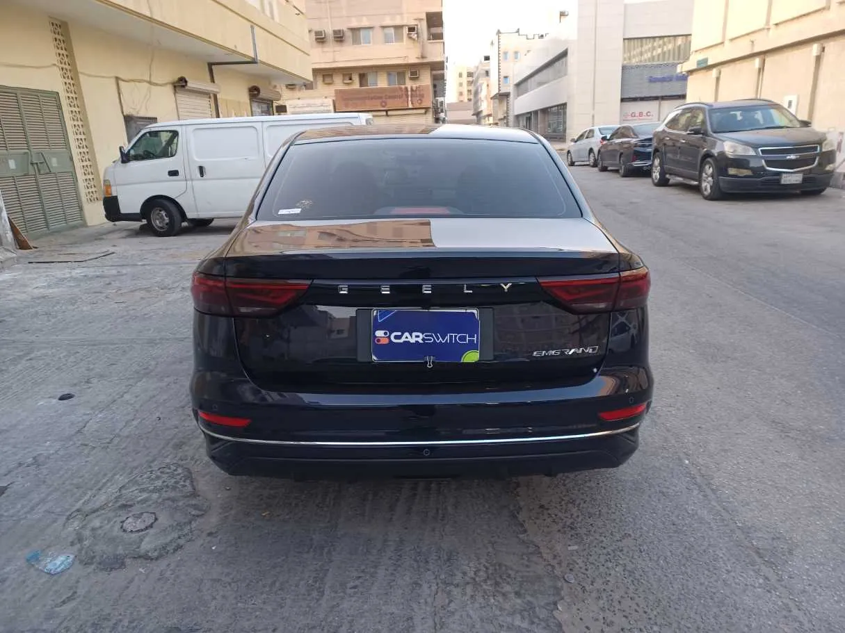 Car image 6