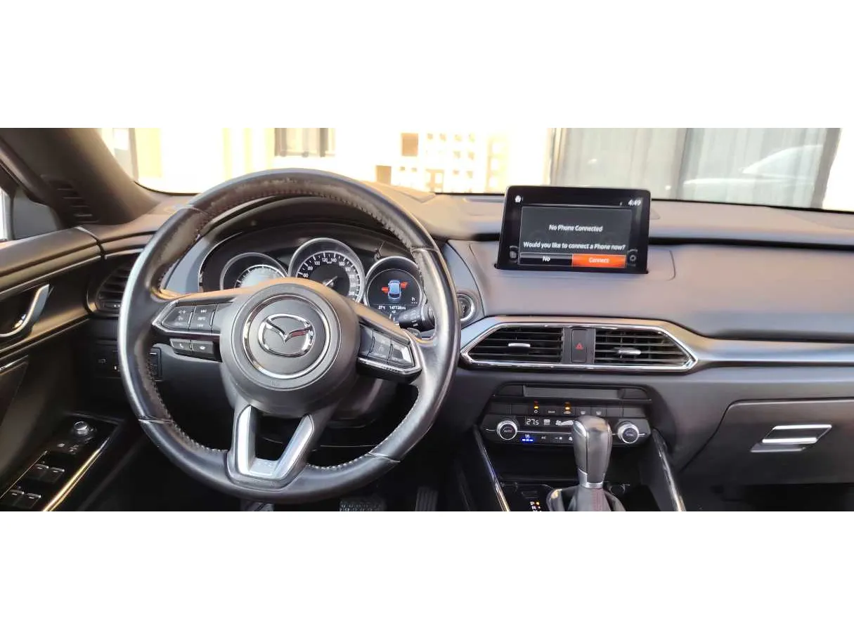 Car image 22