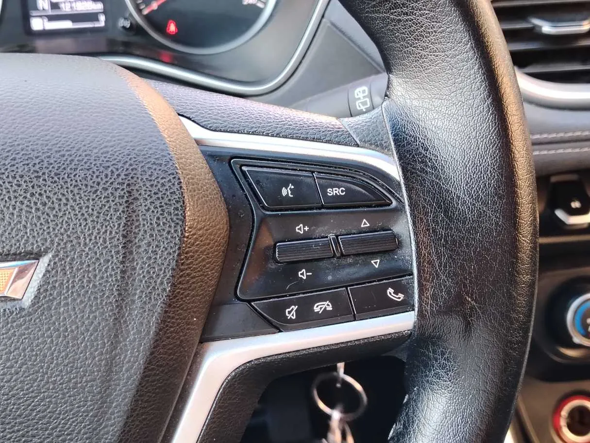 Car image 23