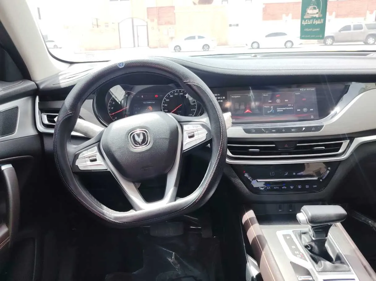 Car image 21