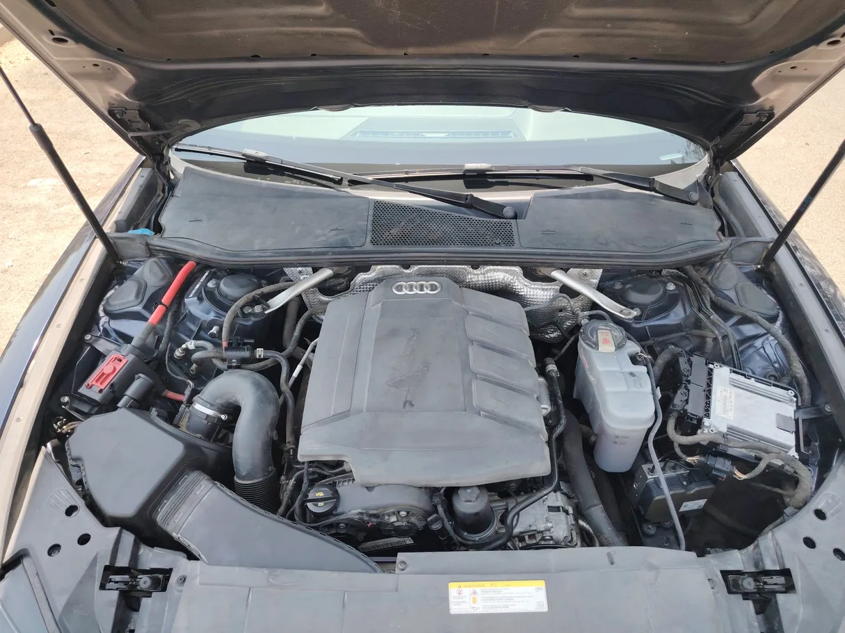 Car image 36