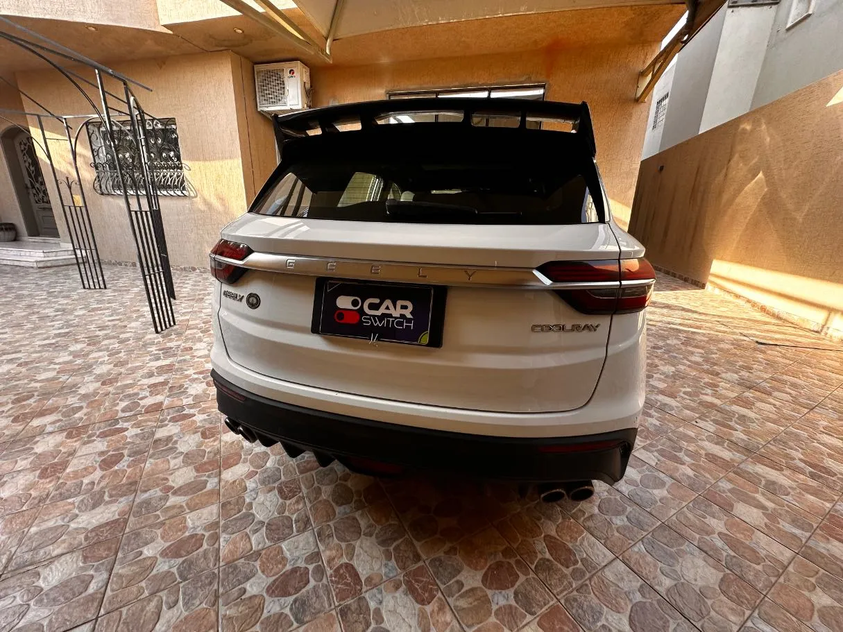 Car image 6