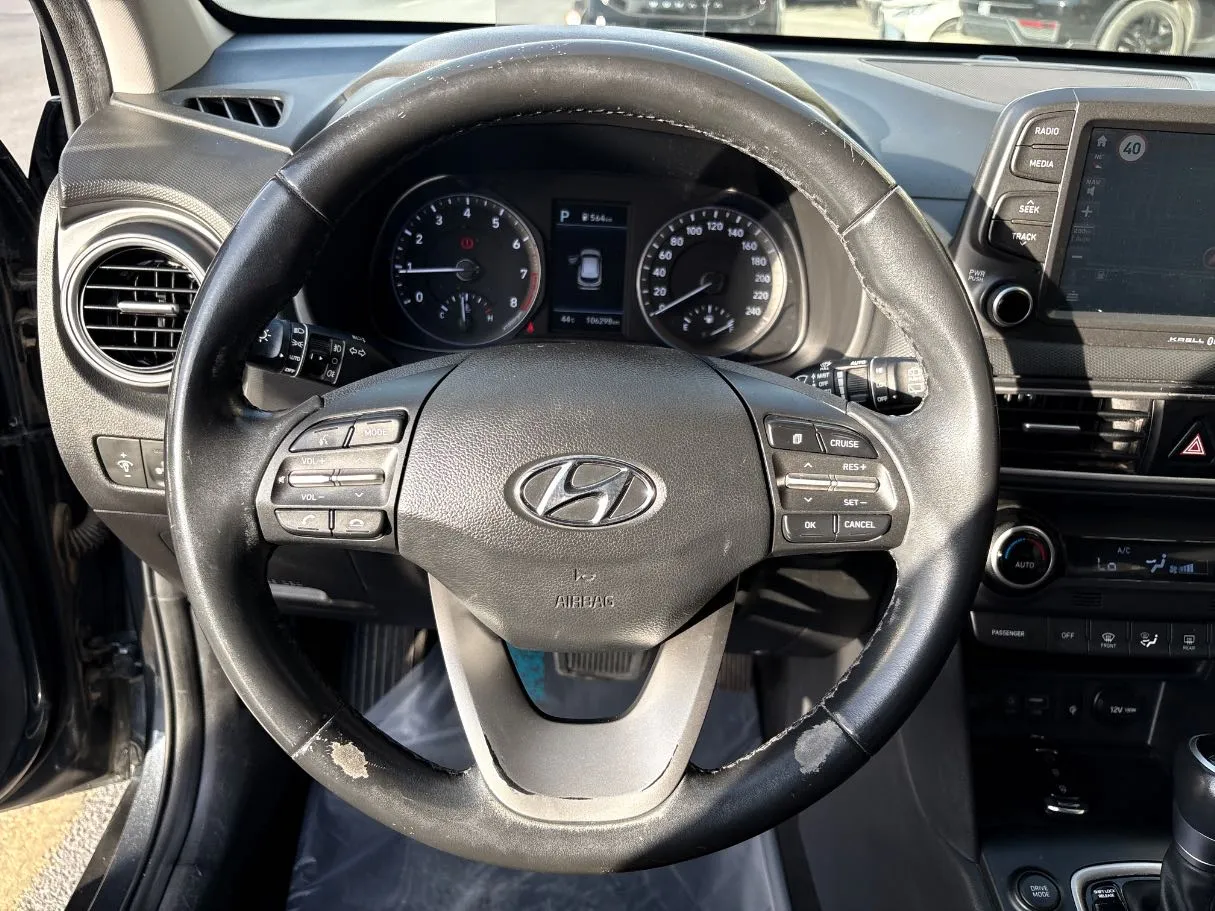 Car image 22