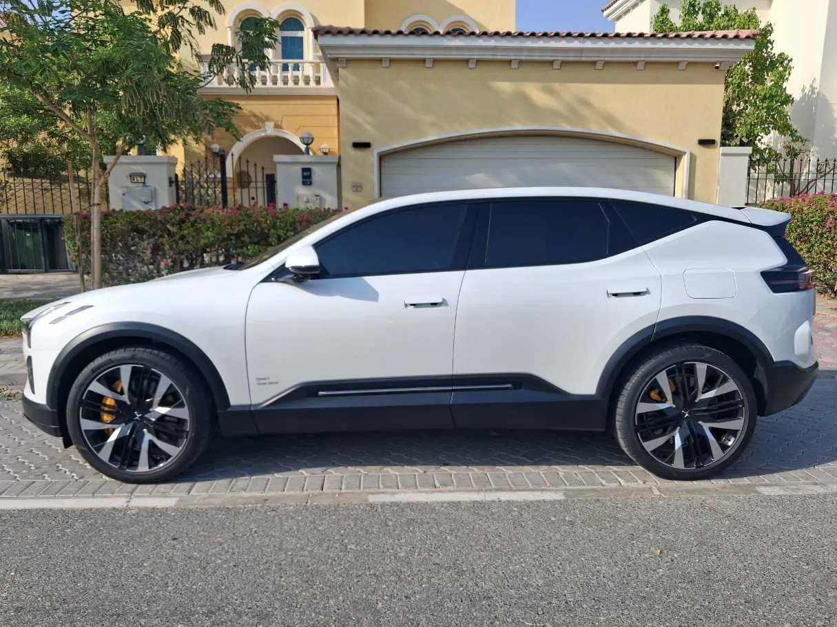 Car image 8