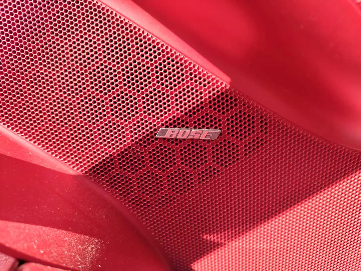 Car image 26