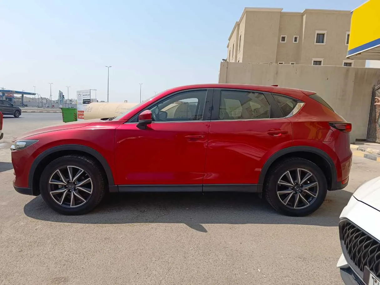 Car image 8