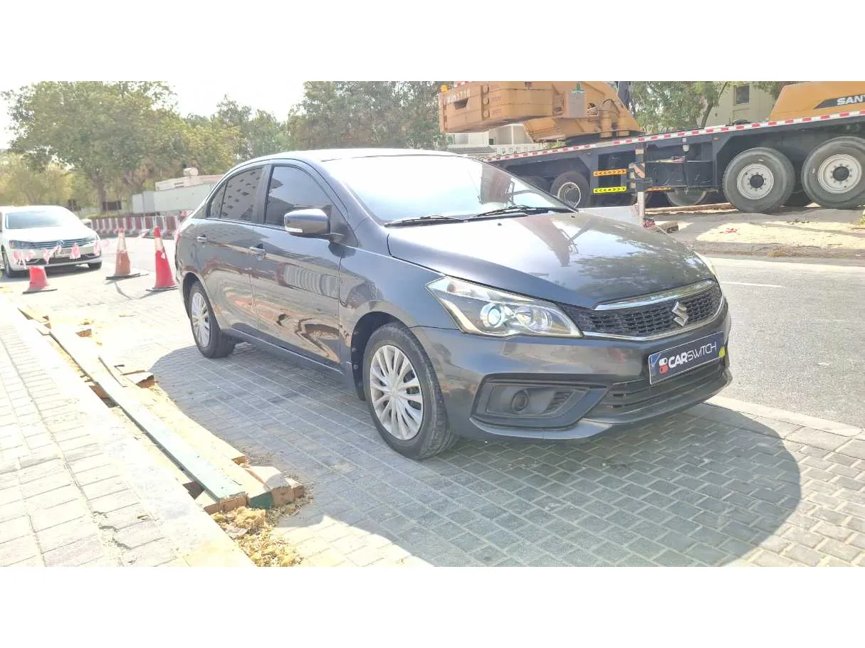 Car image 4