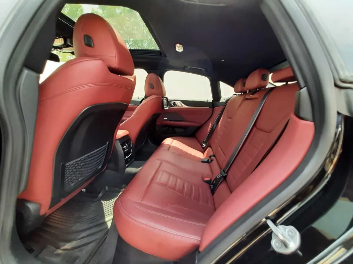 Car image 13