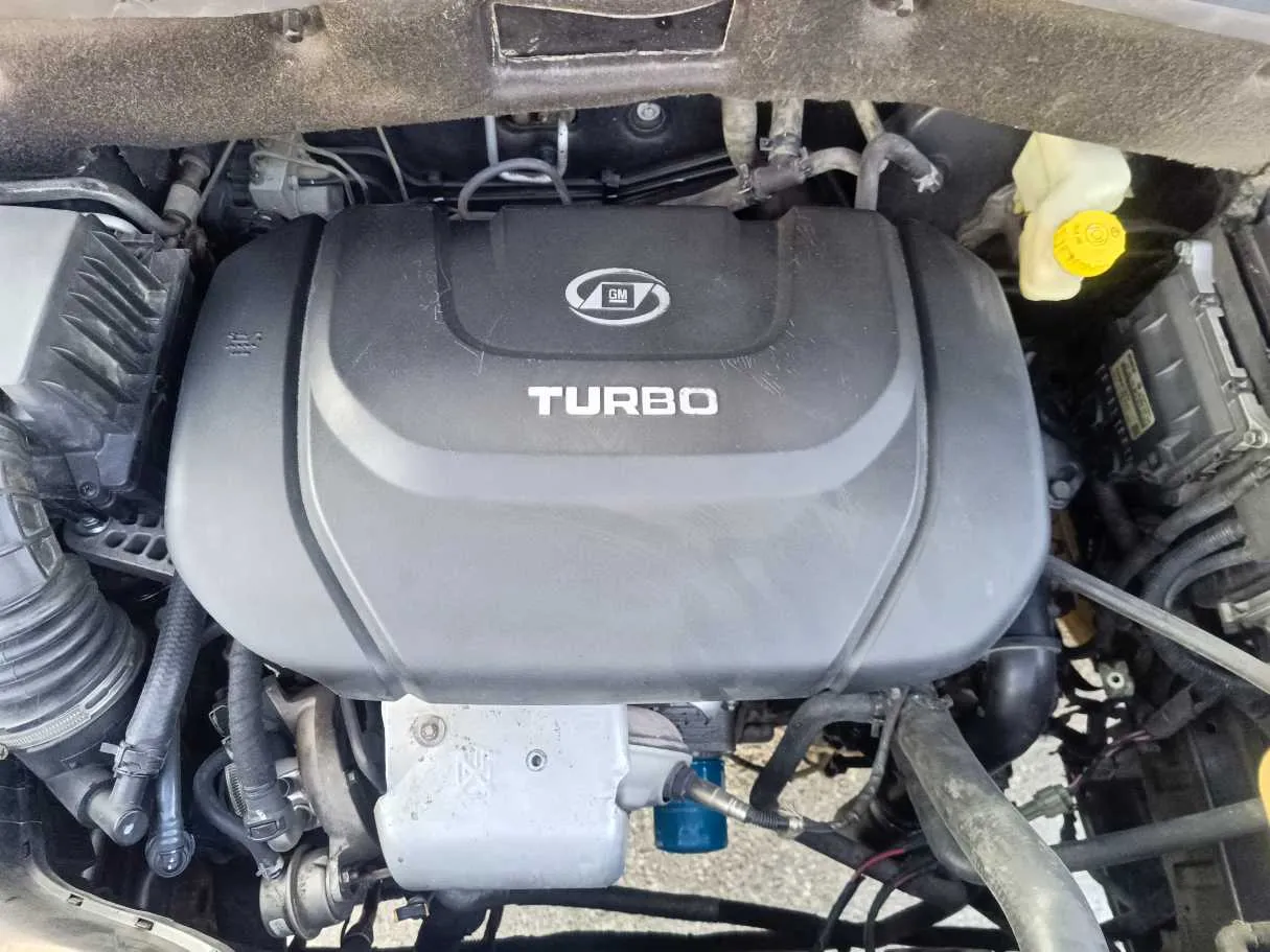 Car image 38