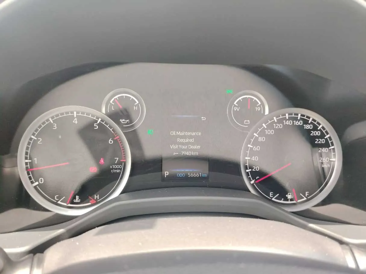 Car image 31