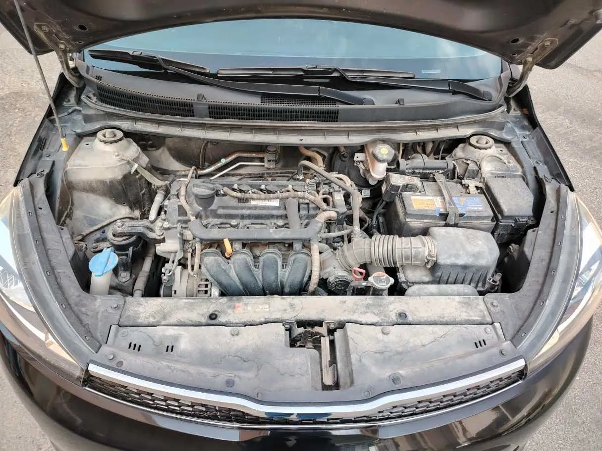 Car image 38