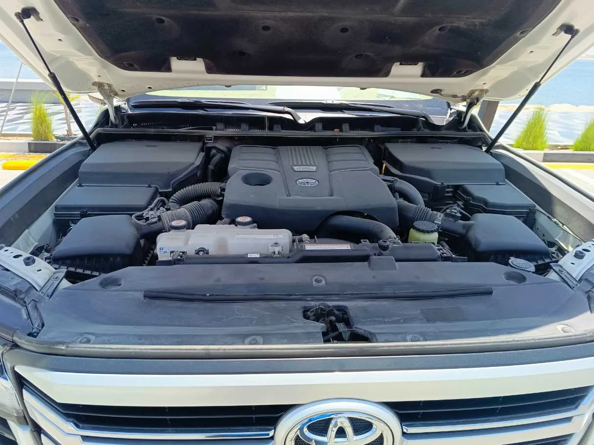 Car image 31