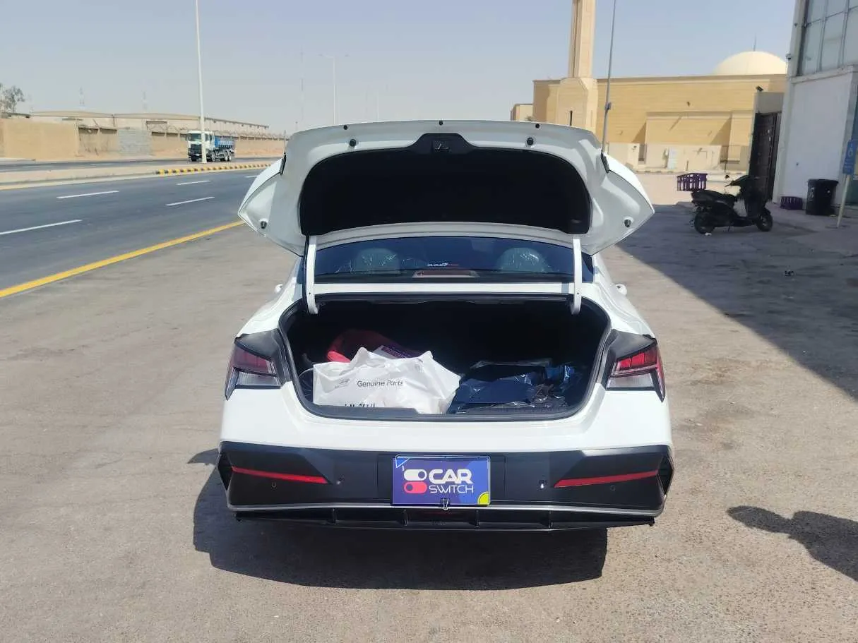 Car image 22